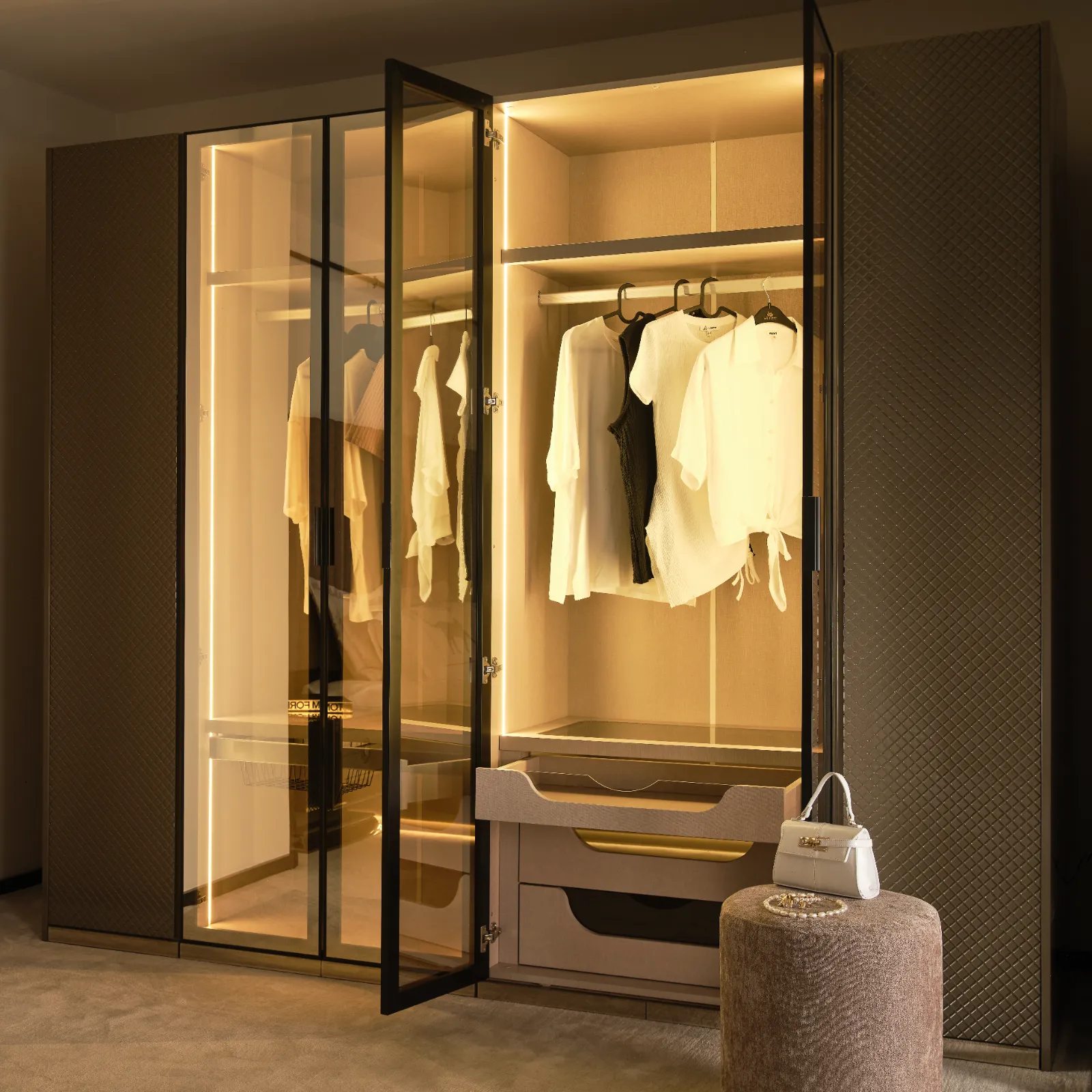 HERA YATAK ODASI TAKIMI