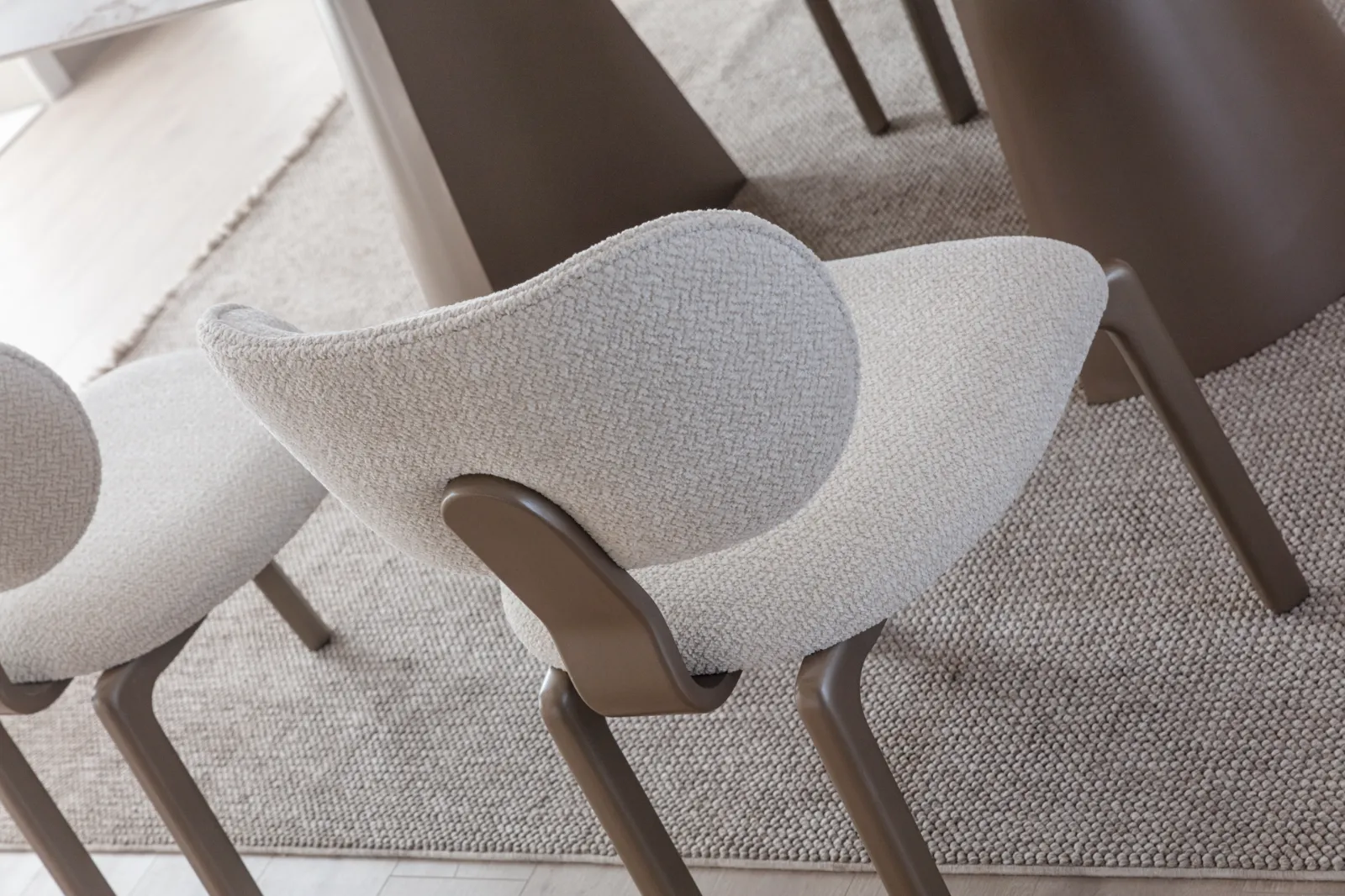 MİLANO YEMEK ODASI TAKIMI